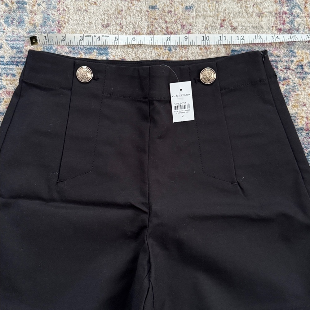 ☀️ Ann Taylor black sailor shorts. Size 2. NWT. - Picture 7 of 9